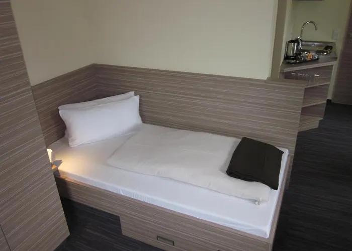 祖尔海德酒店 招待所